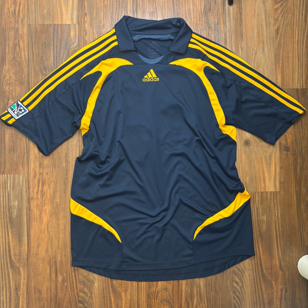 VINTAGE LA GALAXY DAVID BECKHAM JERSEY #23 Size L
